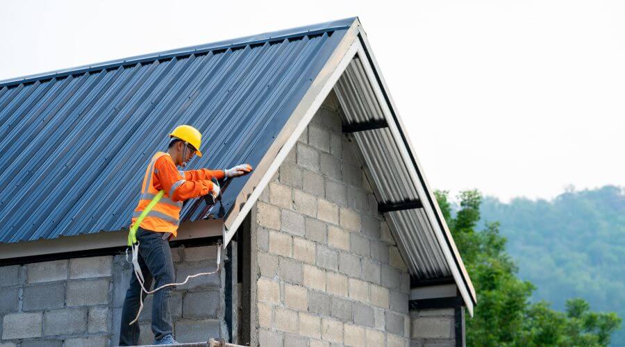 Expert Emergency Roof Repairs services in Sulphur Springs, TX